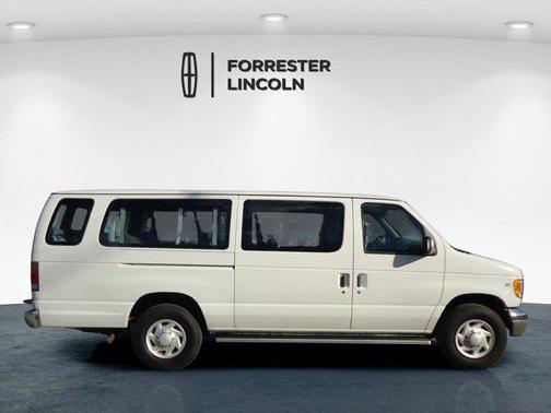 2001 Ford E350 Super Duty XL Wagon