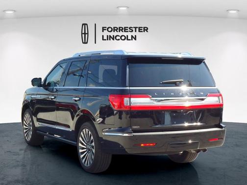 Infinite Black Metallic 2019 Lincoln Navigator Reserve