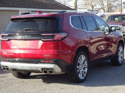 2024 GMC Acadia Denali