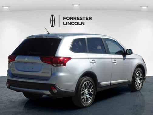 2016 Mitsubishi Outlander ES