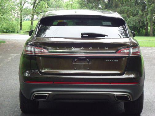 2019 Lincoln Nautilus Reserve