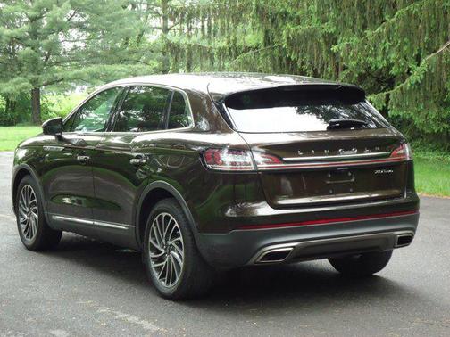2019 Lincoln Nautilus Reserve