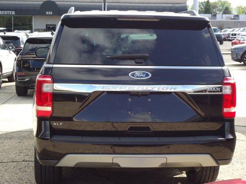 2021 Ford Expedition Max XLT