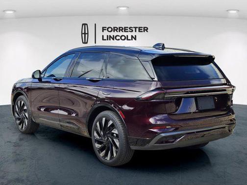2025 Lincoln Nautilus Reserve
