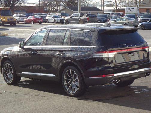 2025 Lincoln Aviator Premiere