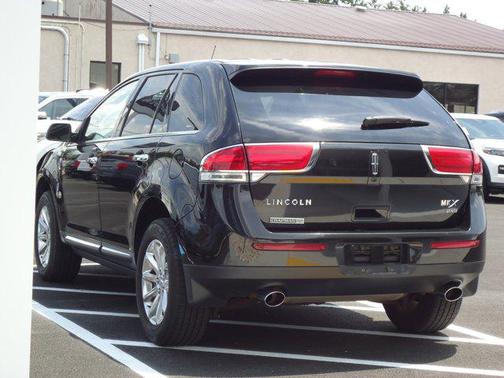 2014 Lincoln MKX Base