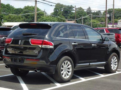 2014 Lincoln MKX Base