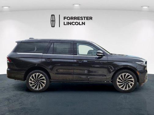 2025 Lincoln Navigator Black Label