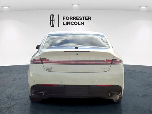 2013 Lincoln MKZ Base