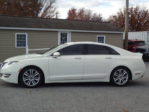 2013 Lincoln MKZ Base