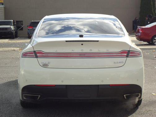 2013 Lincoln MKZ Base