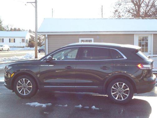 2022 Lincoln Nautilus Standard