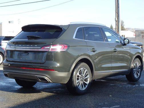 2022 Lincoln Nautilus Standard