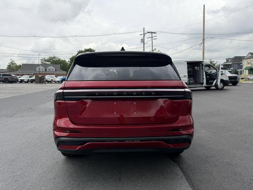 Red Carpet Metallic Tinted Clearcoat 2026 Lincoln Nautilus Reserve