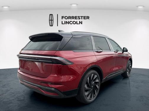 Red Carpet Metallic Tinted Clearcoat 2026 Lincoln Nautilus Reserve