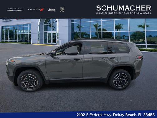 Sting Gray Clearcoat 2026 Jeep Cherokee LAREDO/LIMITED