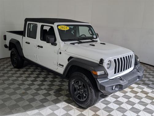 2023 Jeep Gladiator Sport