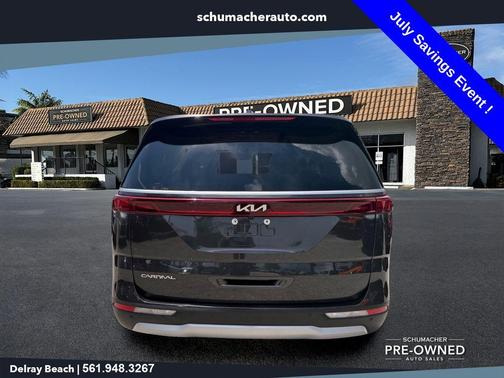 Metal 2024 Kia Carnival LX
