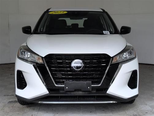 2023 Nissan Kicks S