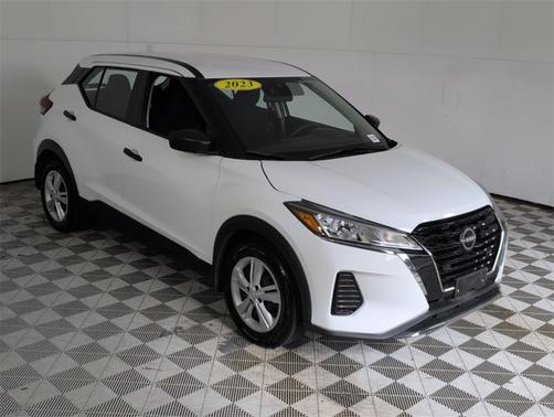 2023 Nissan Kicks S