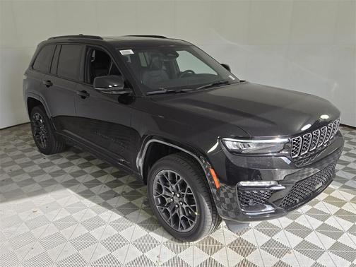 2025 Jeep Grand Cherokee Summit