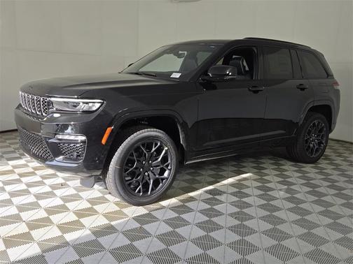 2025 Jeep Grand Cherokee Summit