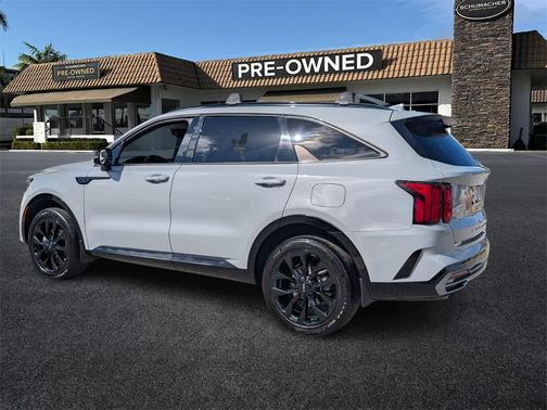 2022 Kia Sorento SX