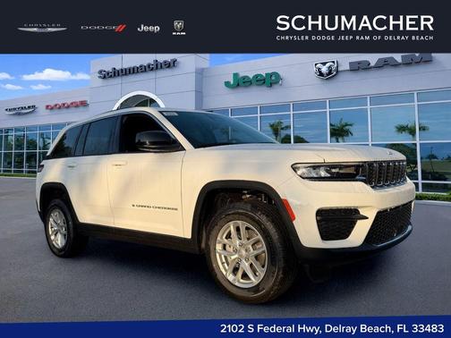 Bright White Clearcoat 2026 Jeep Grand Cherokee Laredo X