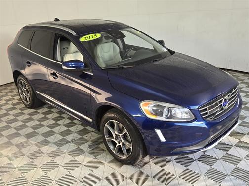 2015 Volvo XC60 T6 Platinum