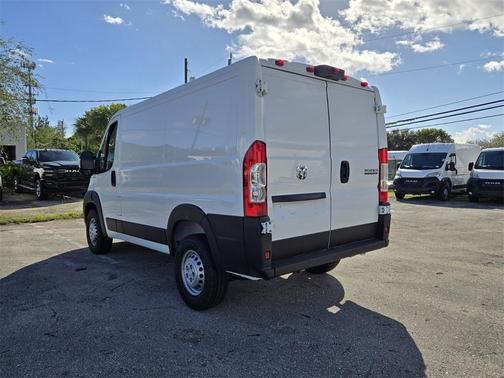 2026 RAM ProMaster 1500 Low Roof
