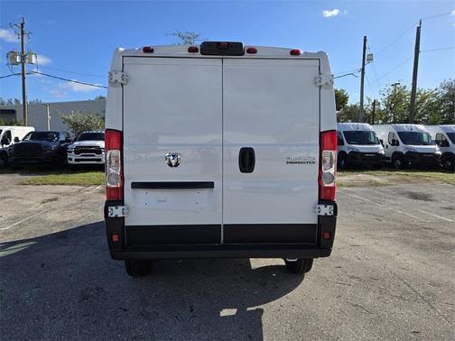 2026 RAM ProMaster 1500 Low Roof