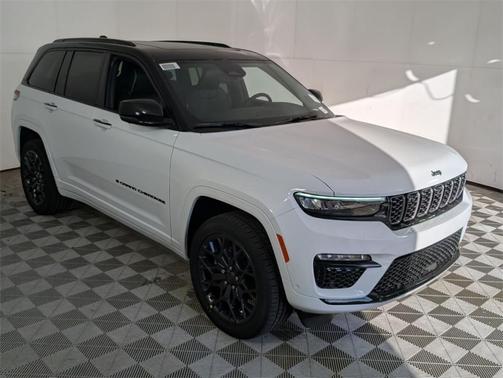 2025 Jeep Grand Cherokee Summit
