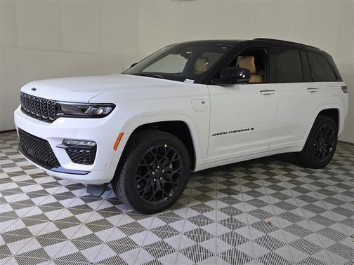 2025 Jeep Grand Cherokee 4xe Summit