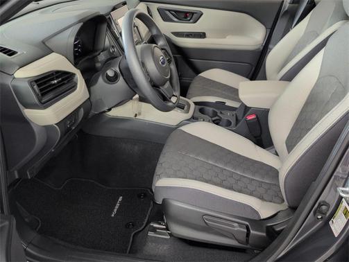 2025 Subaru Forester Base