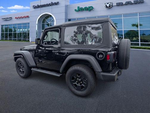 Black Clearcoat 2026 Jeep Wrangler Sport
