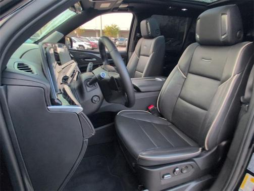 2022 Cadillac Escalade ESV Sport