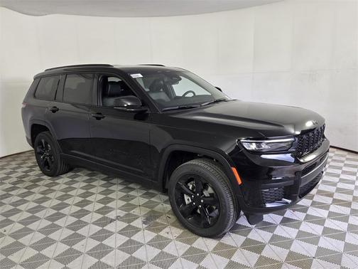 2025 Jeep Grand Cherokee L Laredo