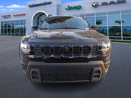 Diamond Black 2026 Jeep Cherokee Overland