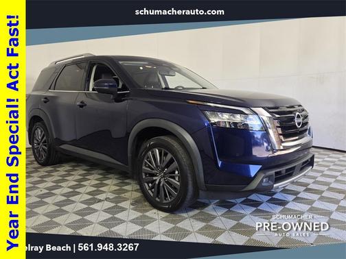 2022 Nissan Pathfinder SL