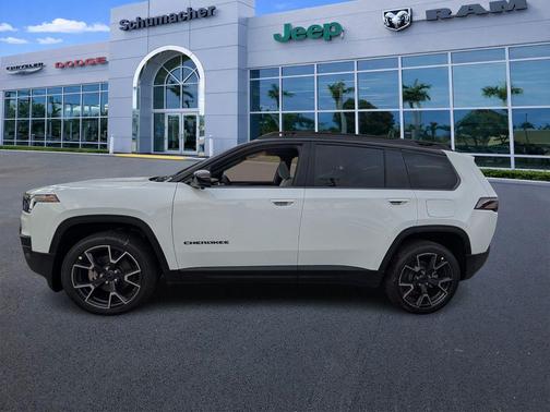 2026 Jeep Cherokee Overland