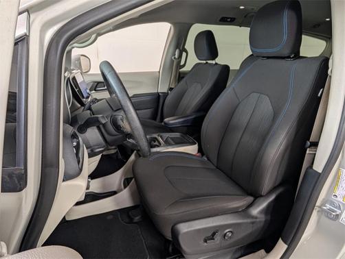 2021 Chrysler Pacifica Touring