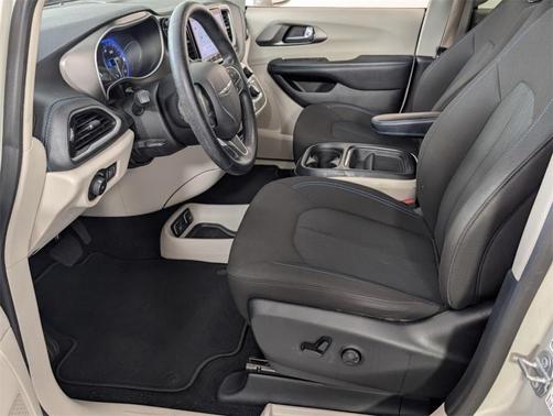 2021 Chrysler Pacifica Touring