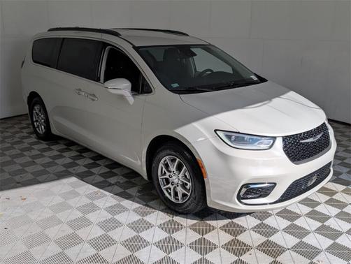 2021 Chrysler Pacifica Touring
