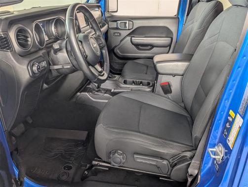 2021 Jeep Gladiator Sport