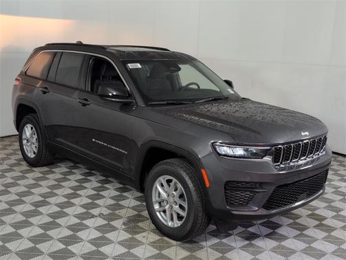 2025 Jeep Grand Cherokee Laredo X