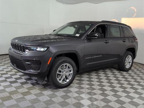 2025 Jeep Grand Cherokee Laredo X