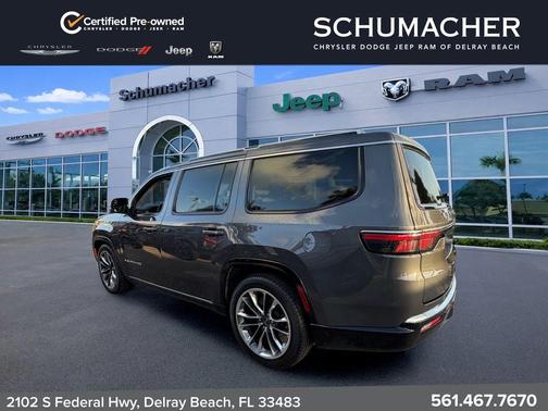 Metallic 2024 Jeep Wagoneer Series III