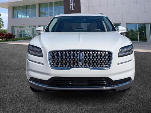 2022 Lincoln Nautilus Standard