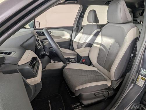 2025 Subaru Forester Base