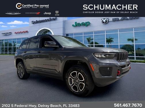 Metallic 2022 Jeep Grand Cherokee Trailhawk